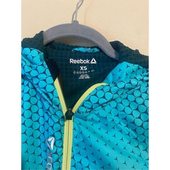Reebok jacket XS - Picture 3 of 4